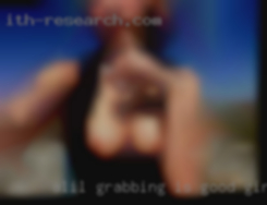 Alil grabbing is good girl too.